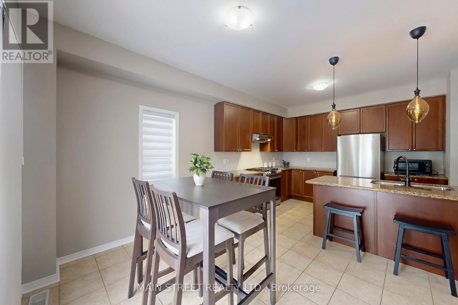 58 Tudor Crescent, Barrie (Innis-Shore), Ontario  L4M 0A7 - Photo 18 - S12728782