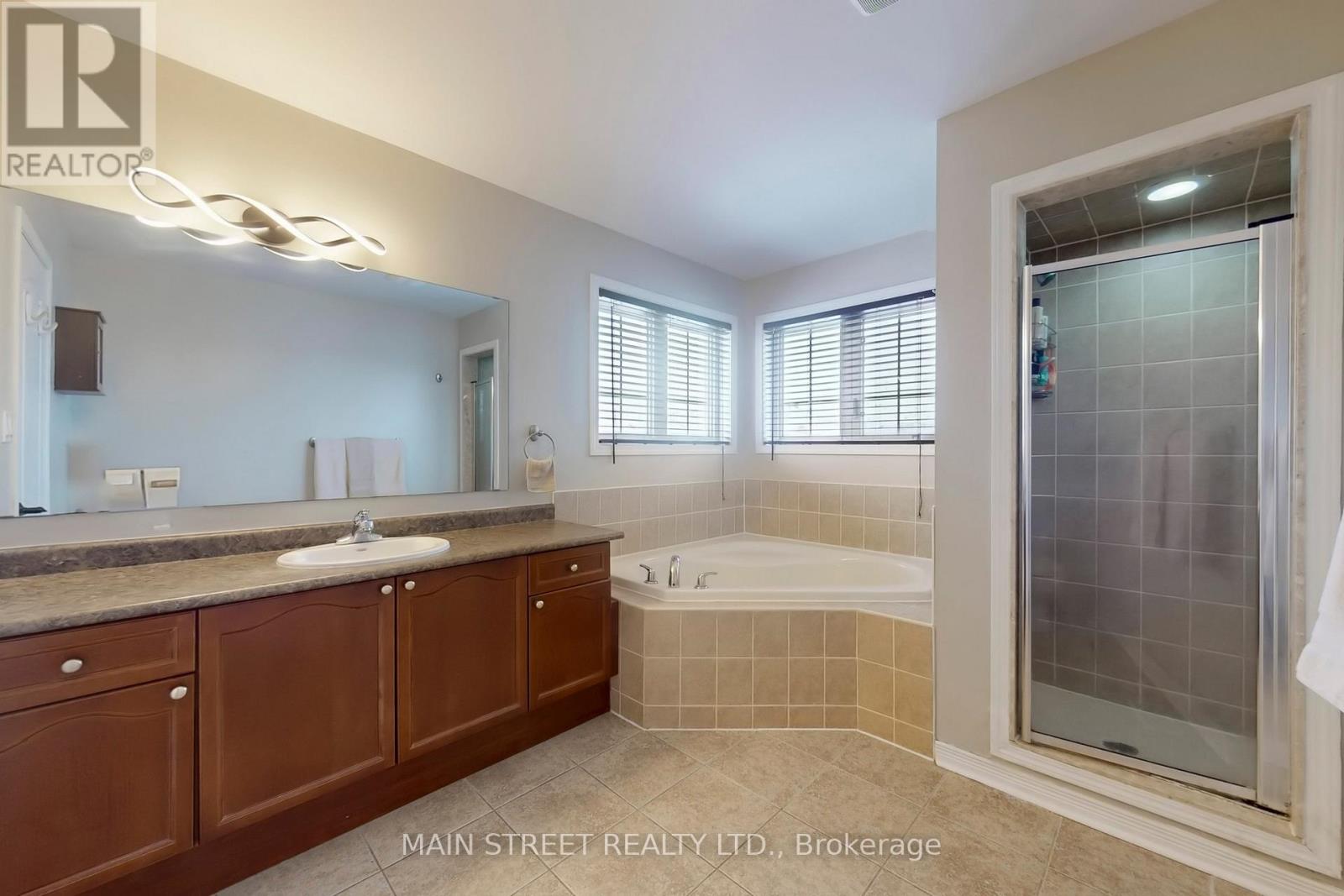 58 Tudor Crescent, Barrie (Innis-Shore), Ontario  L4M 0A7 - Photo 26 - S12728782