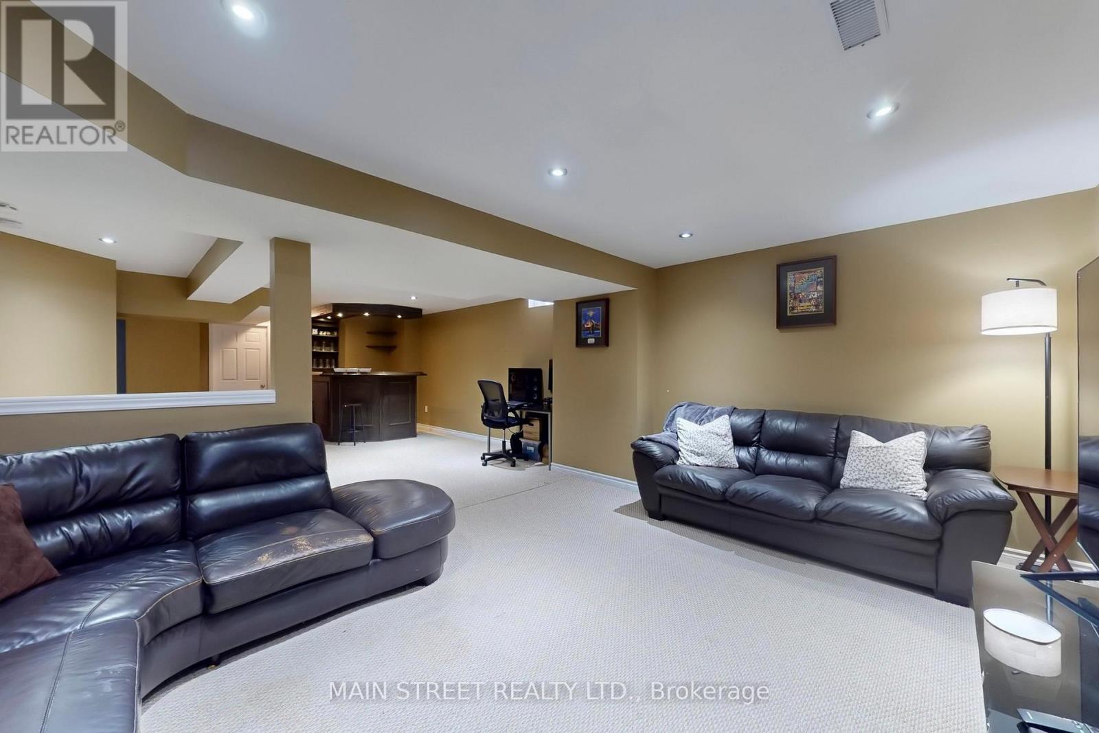 58 Tudor Crescent, Barrie (Innis-Shore), Ontario  L4M 0A7 - Photo 33 - S12728782