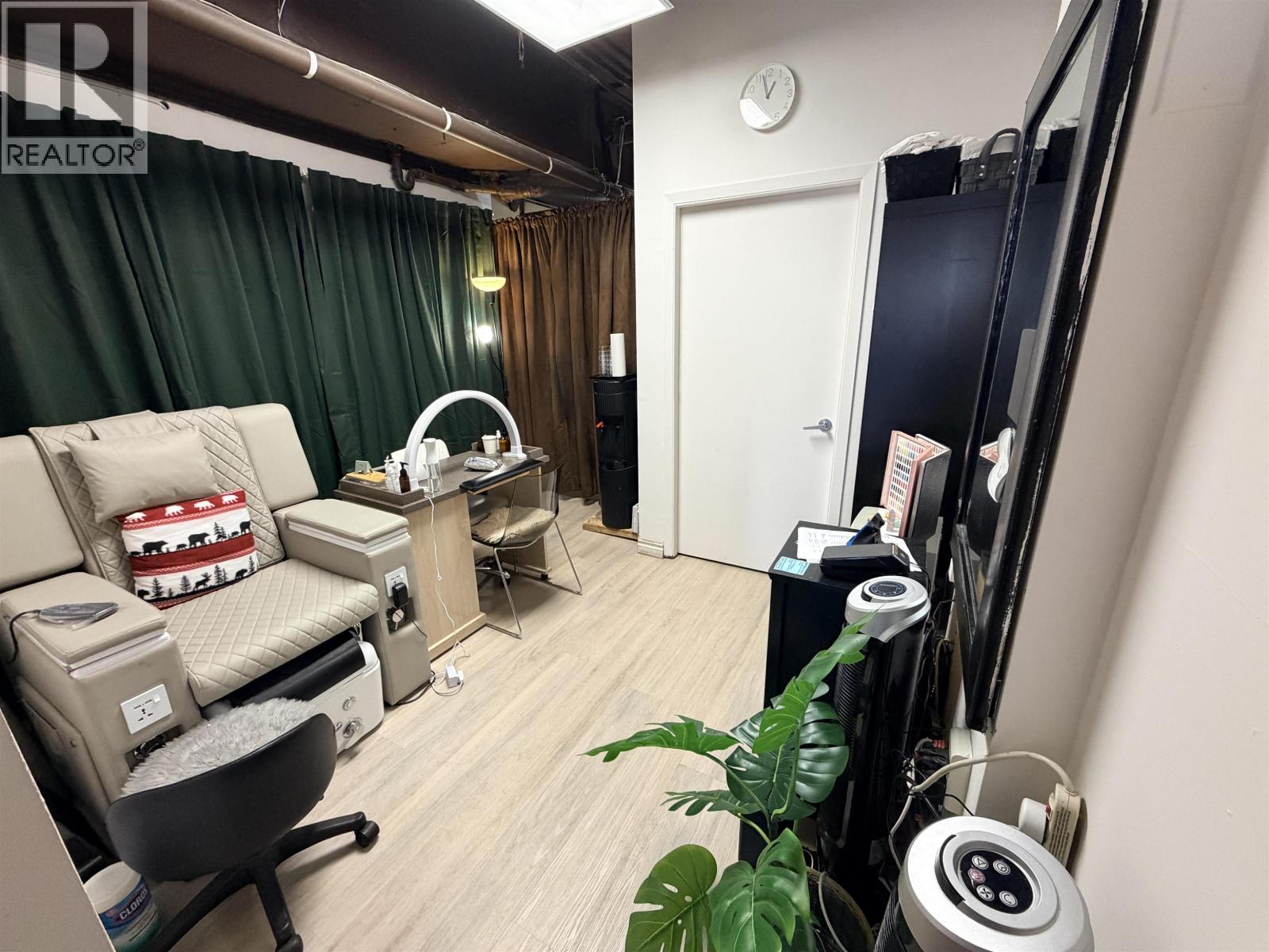 118073 Confidencial, Vancouver, British Columbia V0V 0V0 - Photo 8 - C8075514