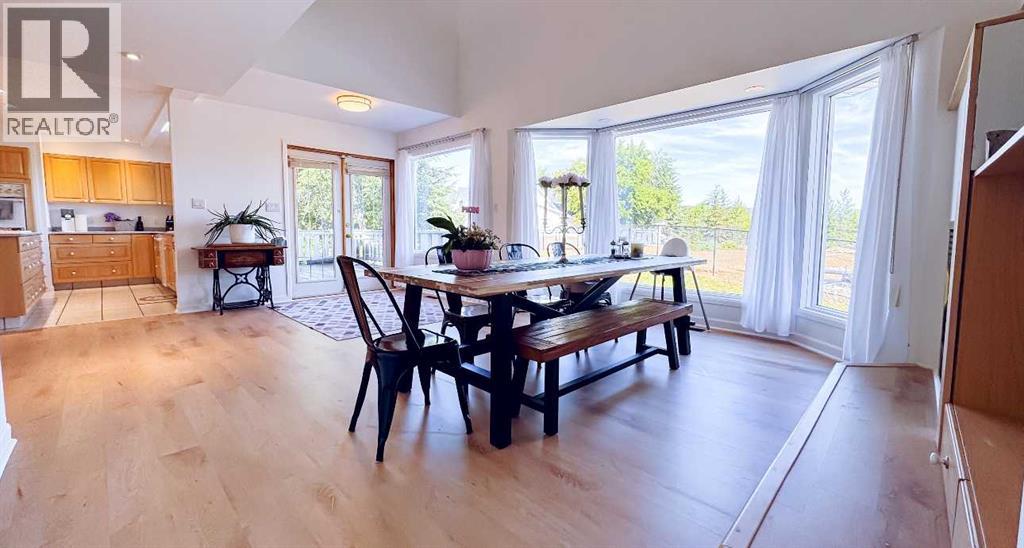 10010 89 Street Nw, Peace River, Alberta  T8S 1N8 - Photo 12 - A2260998