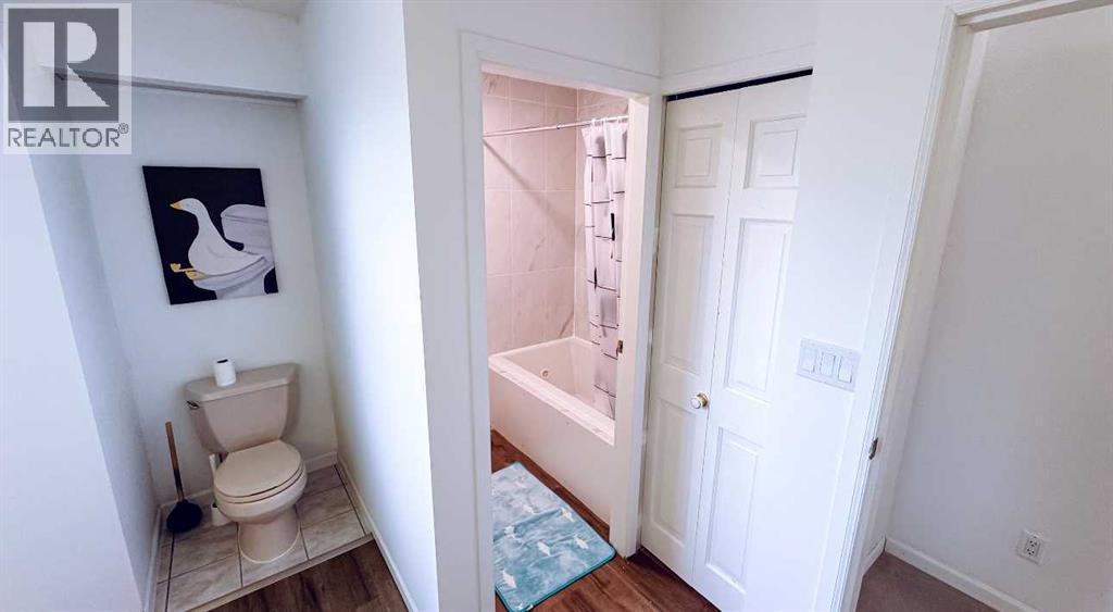 10010 89 Street Nw, Peace River, Alberta  T8S 1N8 - Photo 29 - A2260998