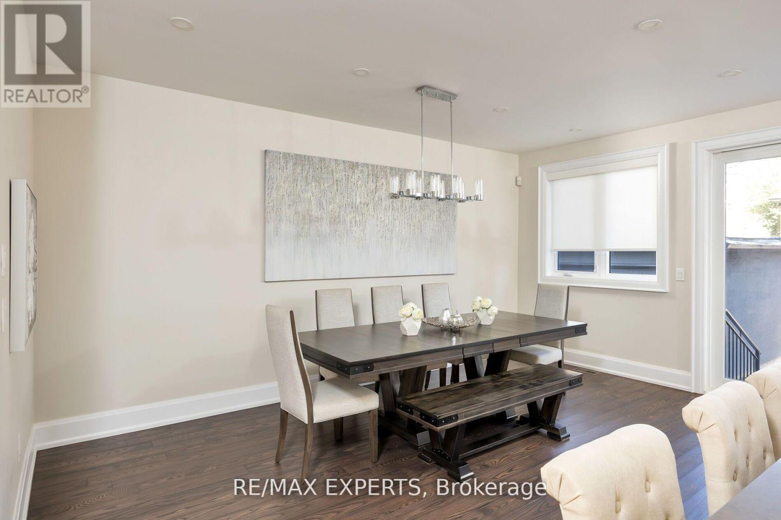 5 Dartmouth Crescent, Toronto, Ontario  M8V 1W9 - Photo 12 - W12728828