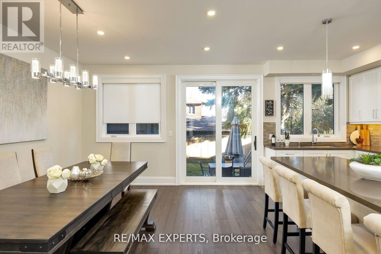 5 Dartmouth Crescent, Toronto, Ontario  M8V 1W9 - Photo 13 - W12728828