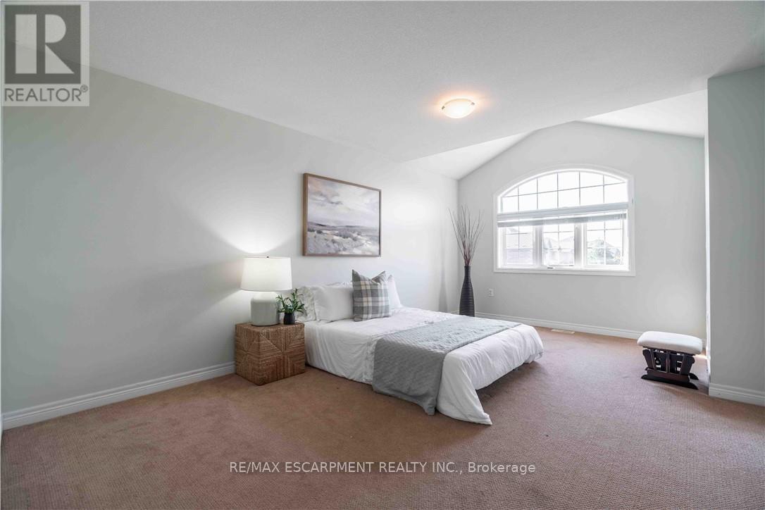 51 Showcase Drive, Hamilton, Ontario  L0R 1P0 - Photo 27 - X12728856