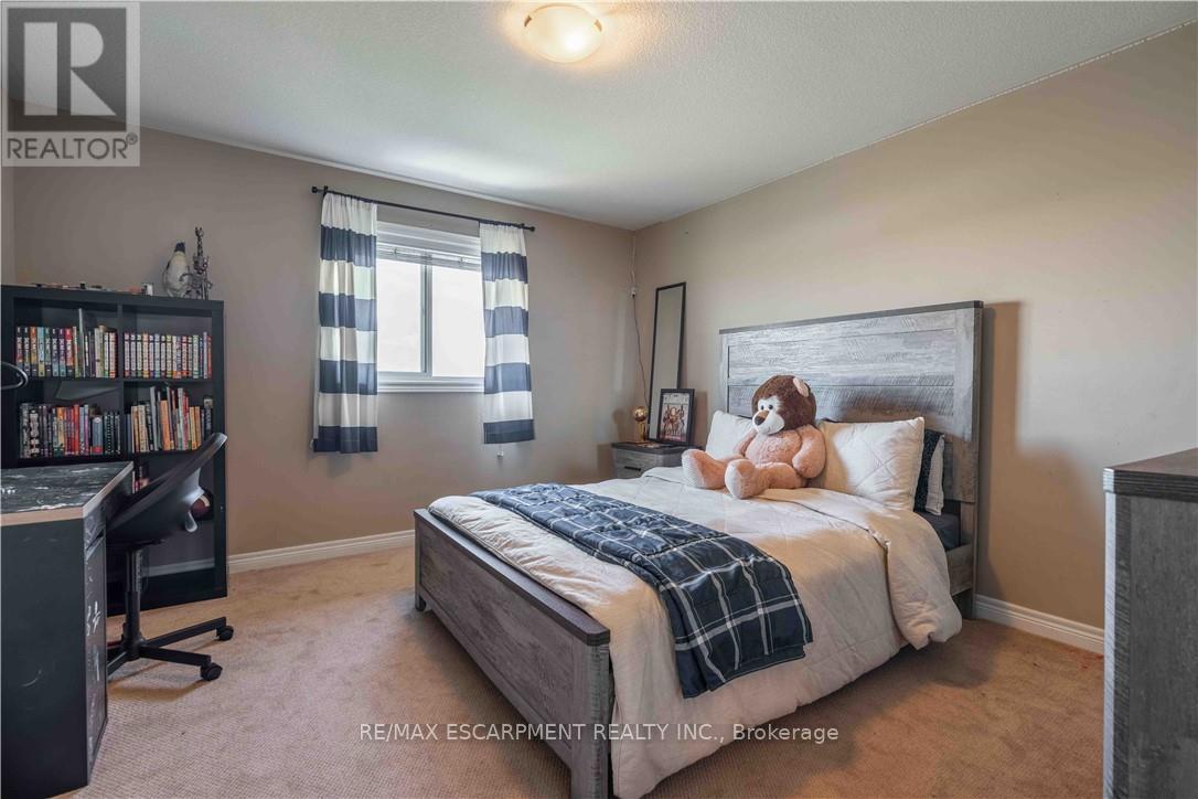 51 Showcase Drive, Hamilton, Ontario  L0R 1P0 - Photo 29 - X12728856