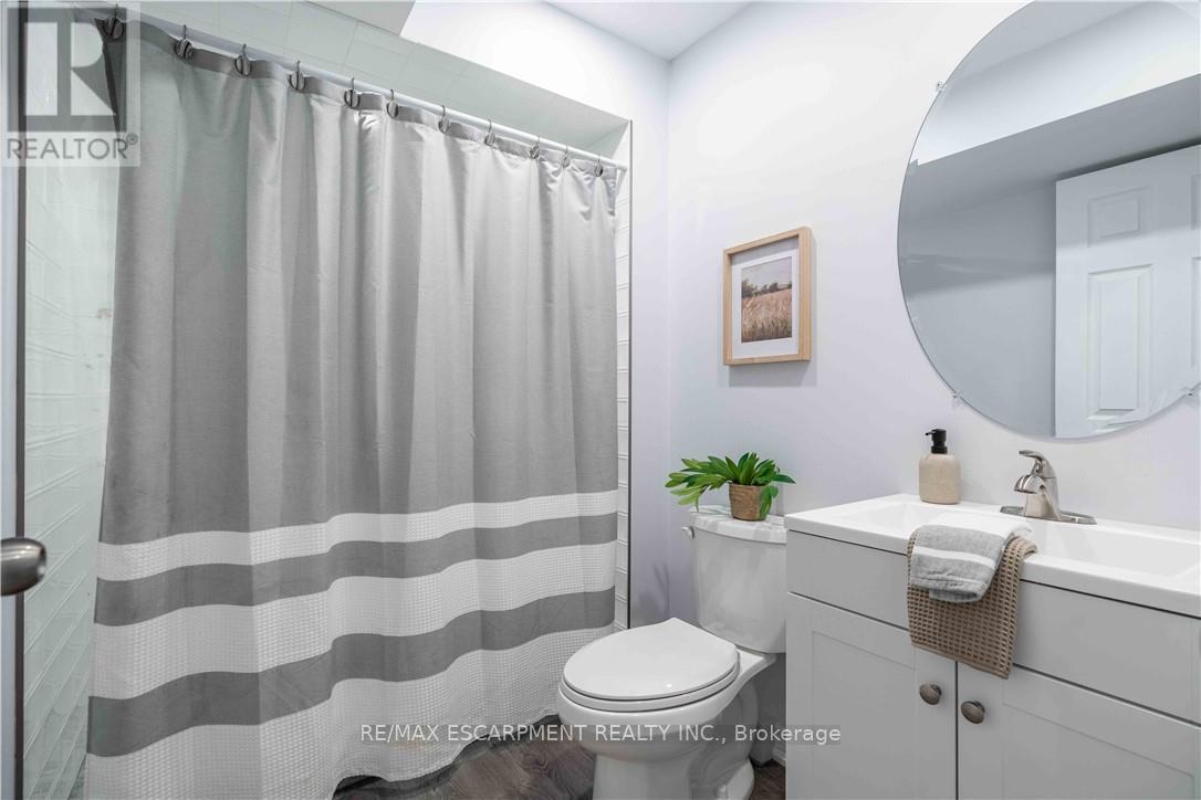 51 Showcase Drive, Hamilton, Ontario  L0R 1P0 - Photo 38 - X12728856