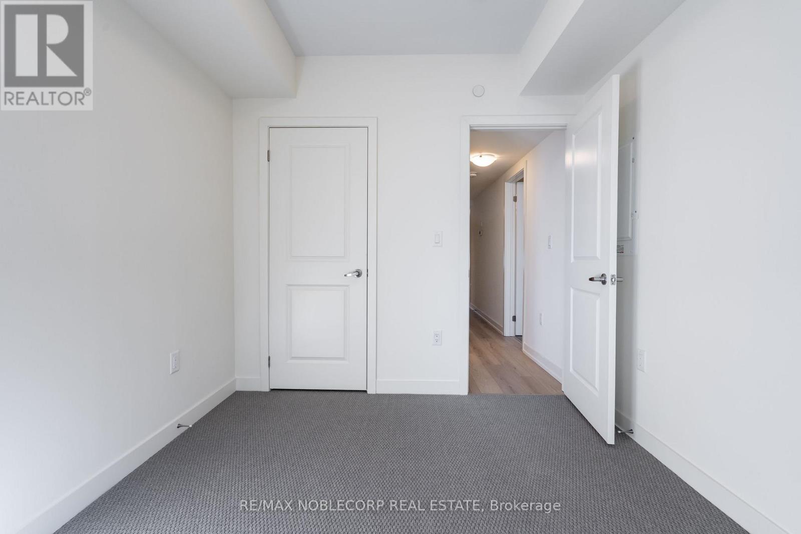 2205 - 58 Elizabeth Street S, Richmond Hill, Ontario  L4C 5W2 - Photo 13 - N12493970