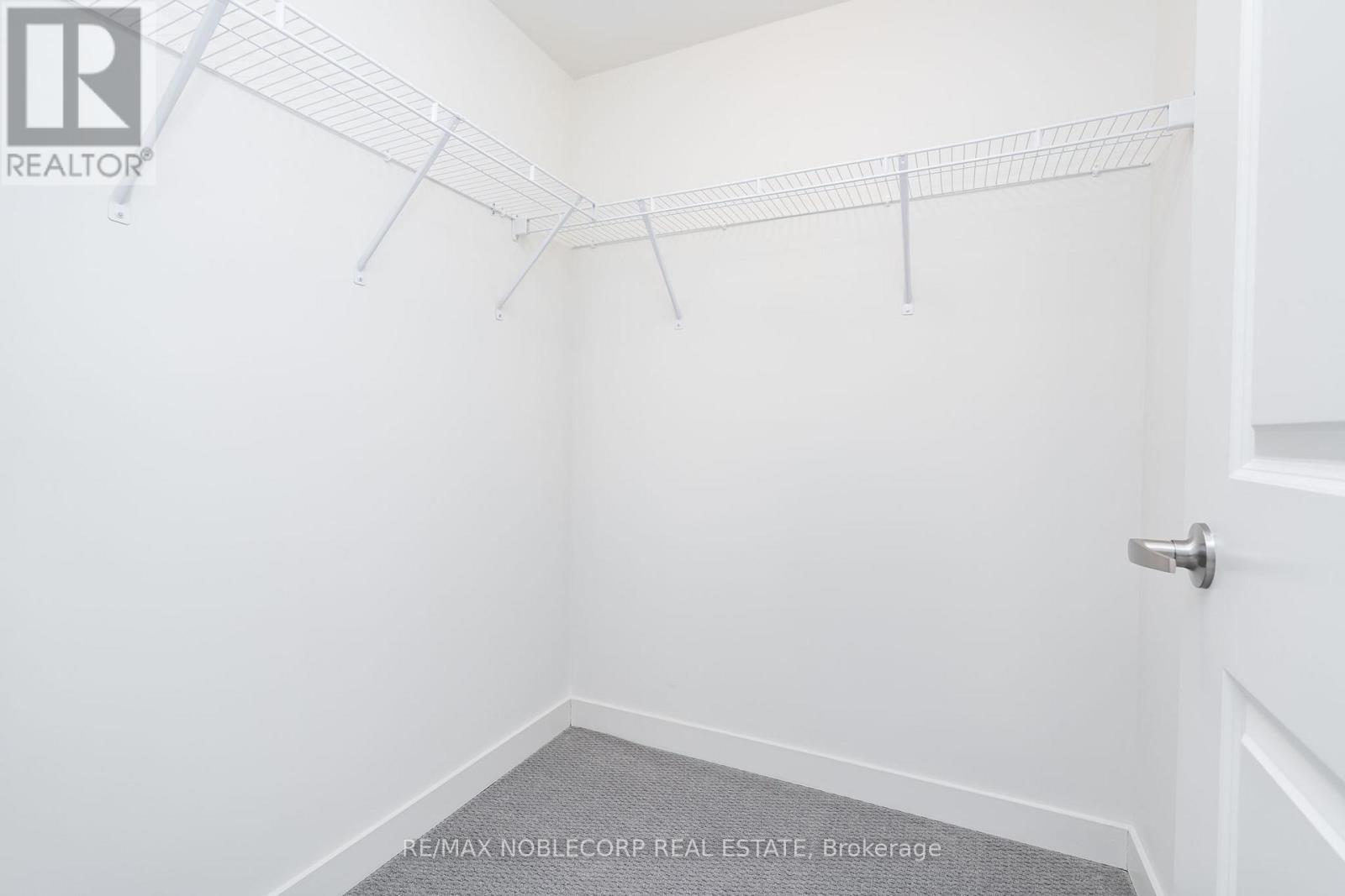 2205 - 58 Elizabeth Street S, Richmond Hill, Ontario  L4C 5W2 - Photo 8 - N12493970