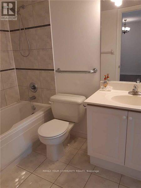 819 - 9015 Leslie Street, Richmond Hill, Ontario L4B 4J8 - Photo 7 - N12725174