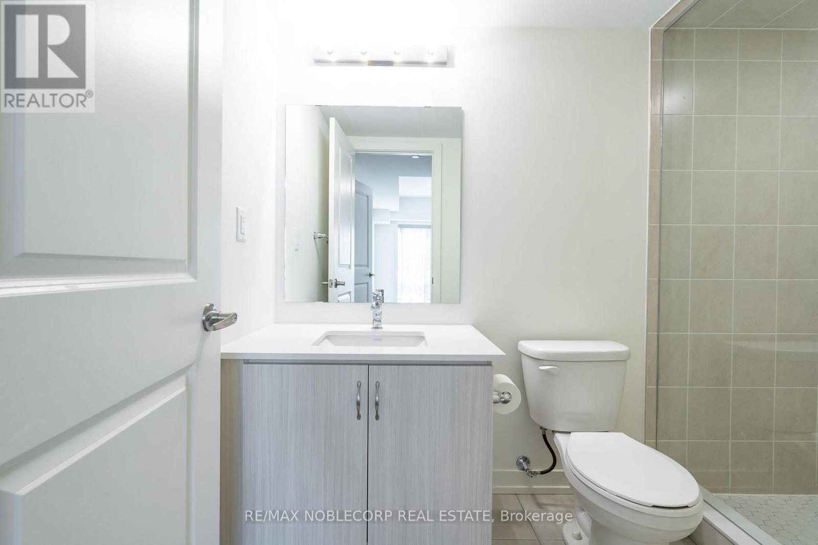 2205 - 58 Elizabeth Street S, Richmond Hill, Ontario  L4C 5W2 - Photo 10 - N12493970