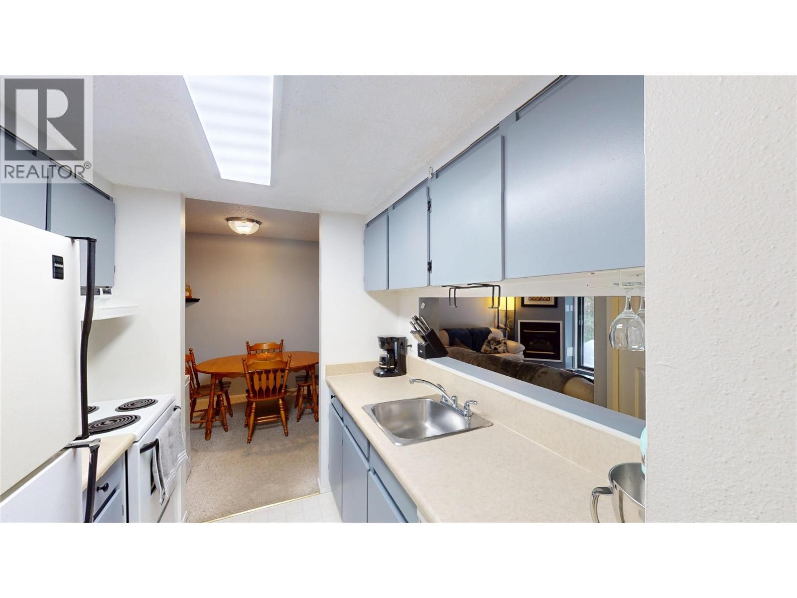 105a 1802 Alpine Drive, Elkford, British Columbia  V0B 1H0 - Photo 3 - 10372843