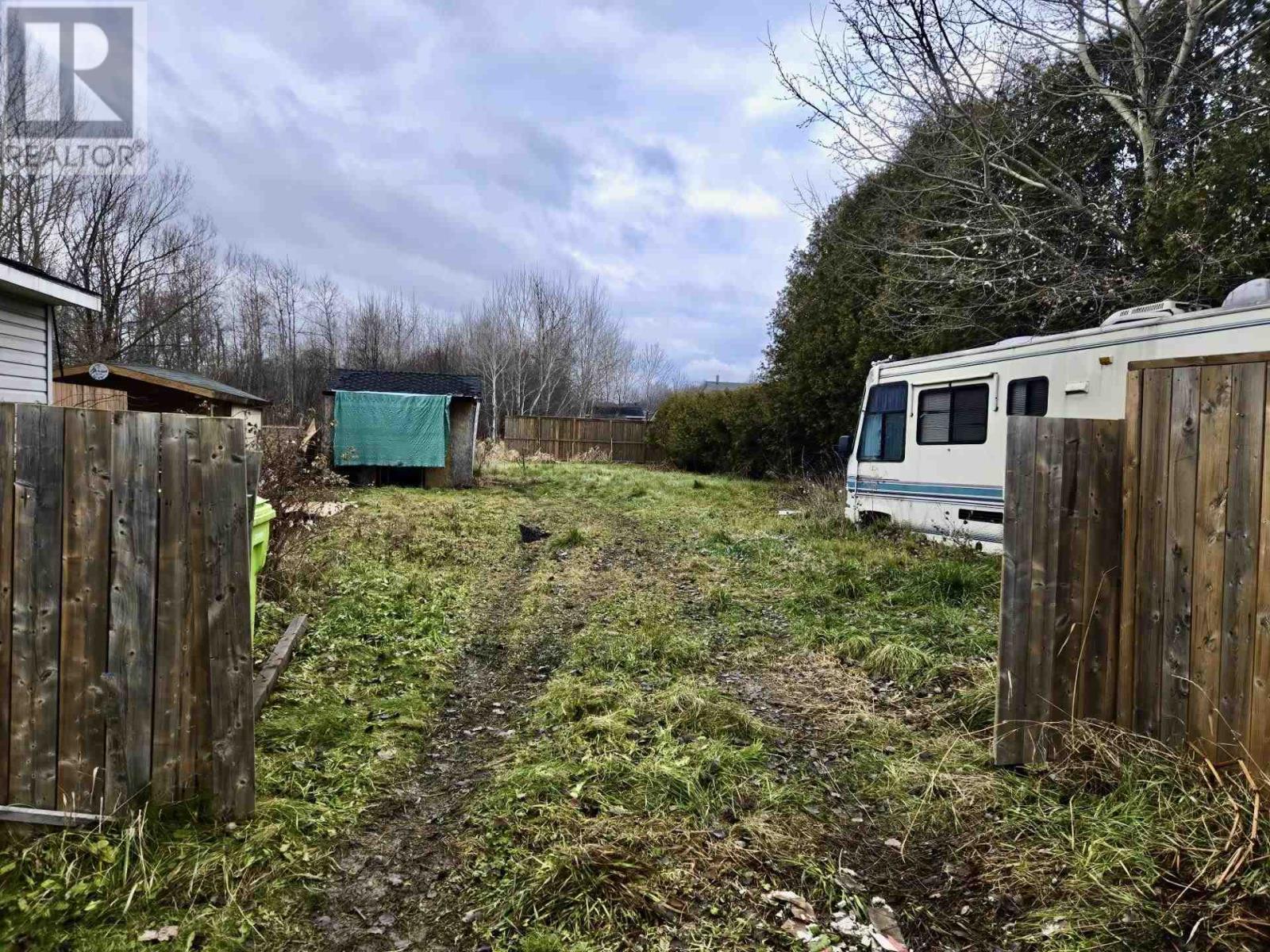 187 Carufel Ave, Sault Ste. Marie, Ontario P6C 4T5 - Photo 10 - SM253325