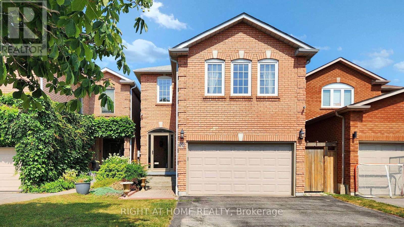 46 FURROW DRIVE, Whitby, Ontario