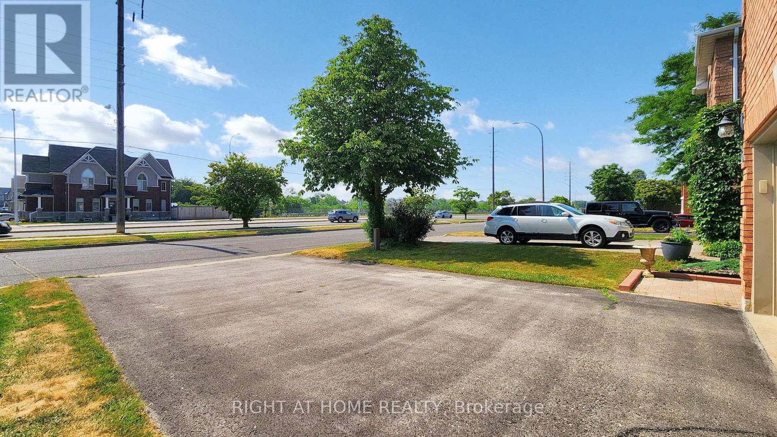 46 Furrow Drive, Whitby, Ontario  L1R 1Y7 - Photo 2 - E12729096