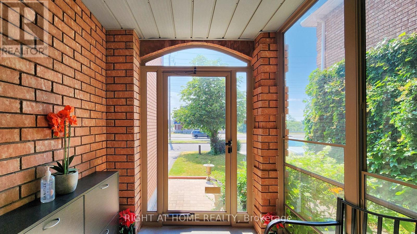 46 Furrow Drive, Whitby, Ontario  L1R 1Y7 - Photo 3 - E12729096