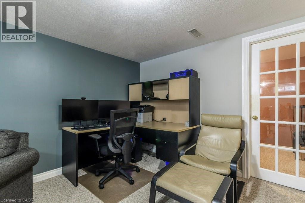 22 Redwing Road, Hamilton, Ontario  L9A 3Y9 - Photo 27 - 40794530