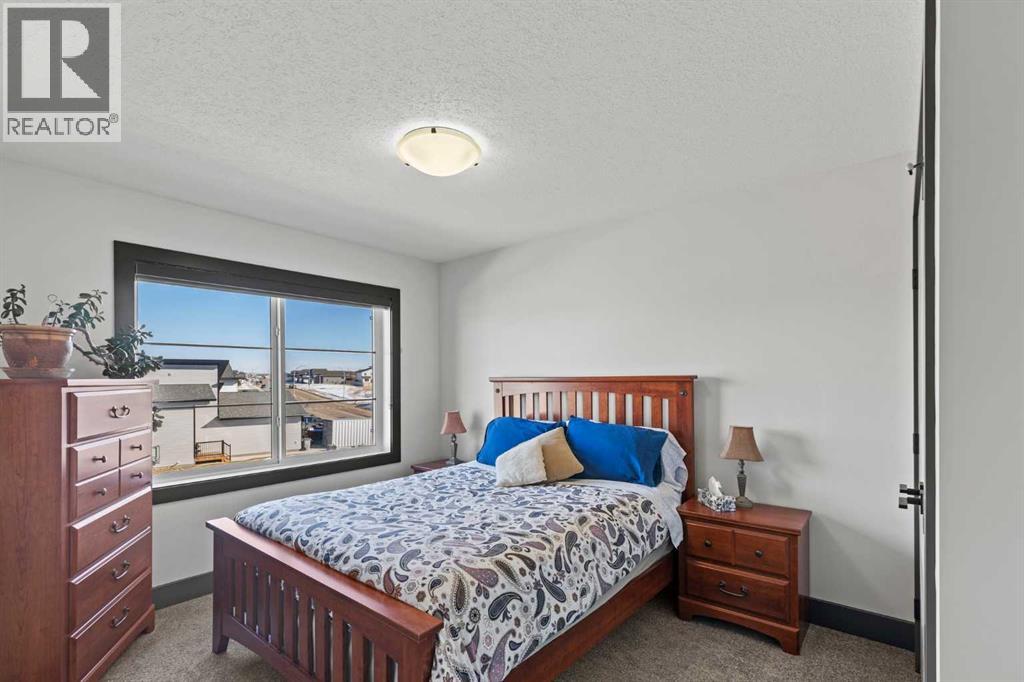 12806 Royal Boulevard, Grande Prairie, Alberta  T8V 6J6 - Photo 14 - A2271592