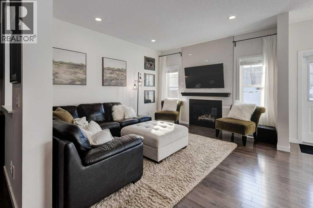 237 Cimarron Vista Way, Okotoks, Alberta  T1S 0K7 - Photo 2 - A2278750