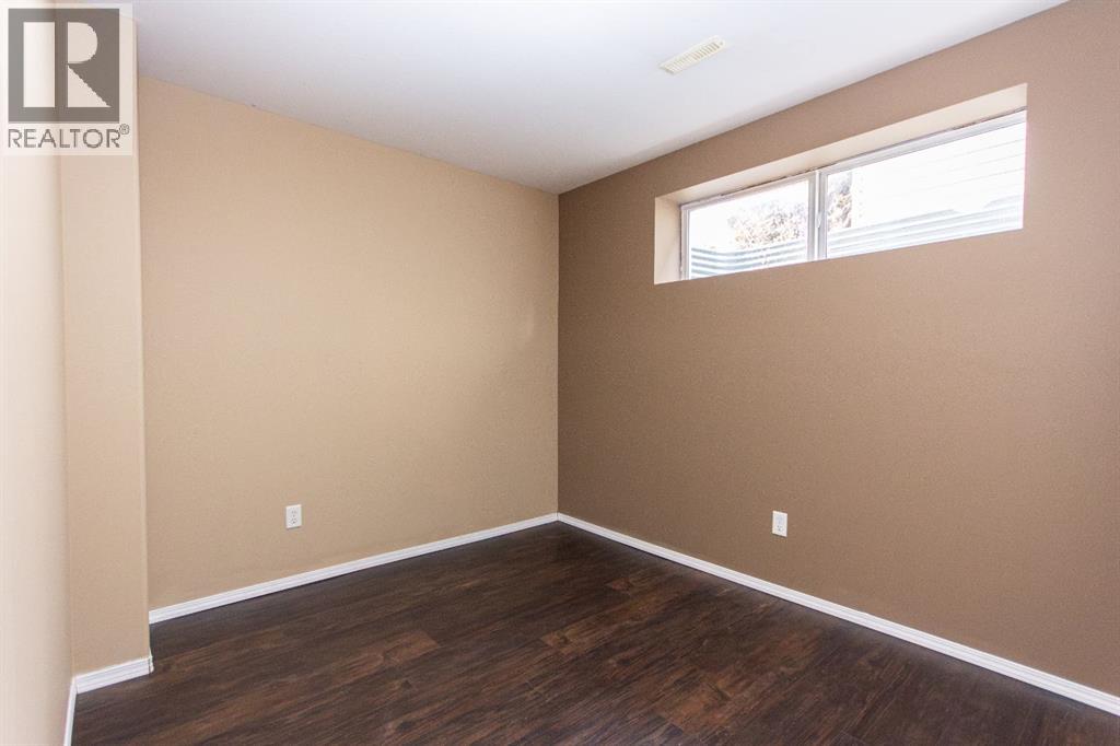 152 Oswald Close, Red Deer, Alberta  T4P 0C1 - Photo 32 - A2270109