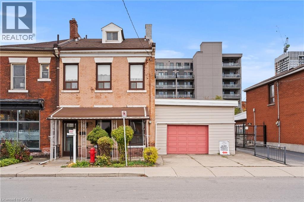 156 Macnab Street N, Hamilton, Ontario  L8R 2M3 - Photo 3 - 40798189