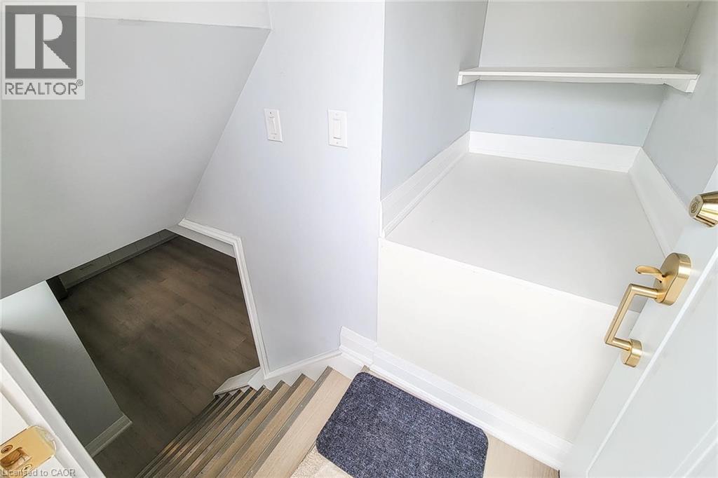 3 Grove Avenue Unit# Lower, St. Catharines, Ontario  L2P 1C5 - Photo 4 - 40800575