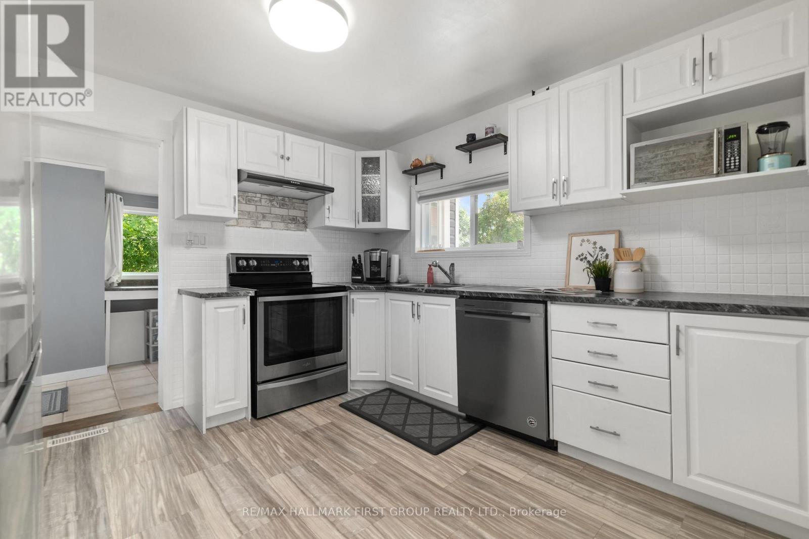 88 Water Street, Quinte West, Ontario  K8V 4M4 - Photo 10 - X12729106