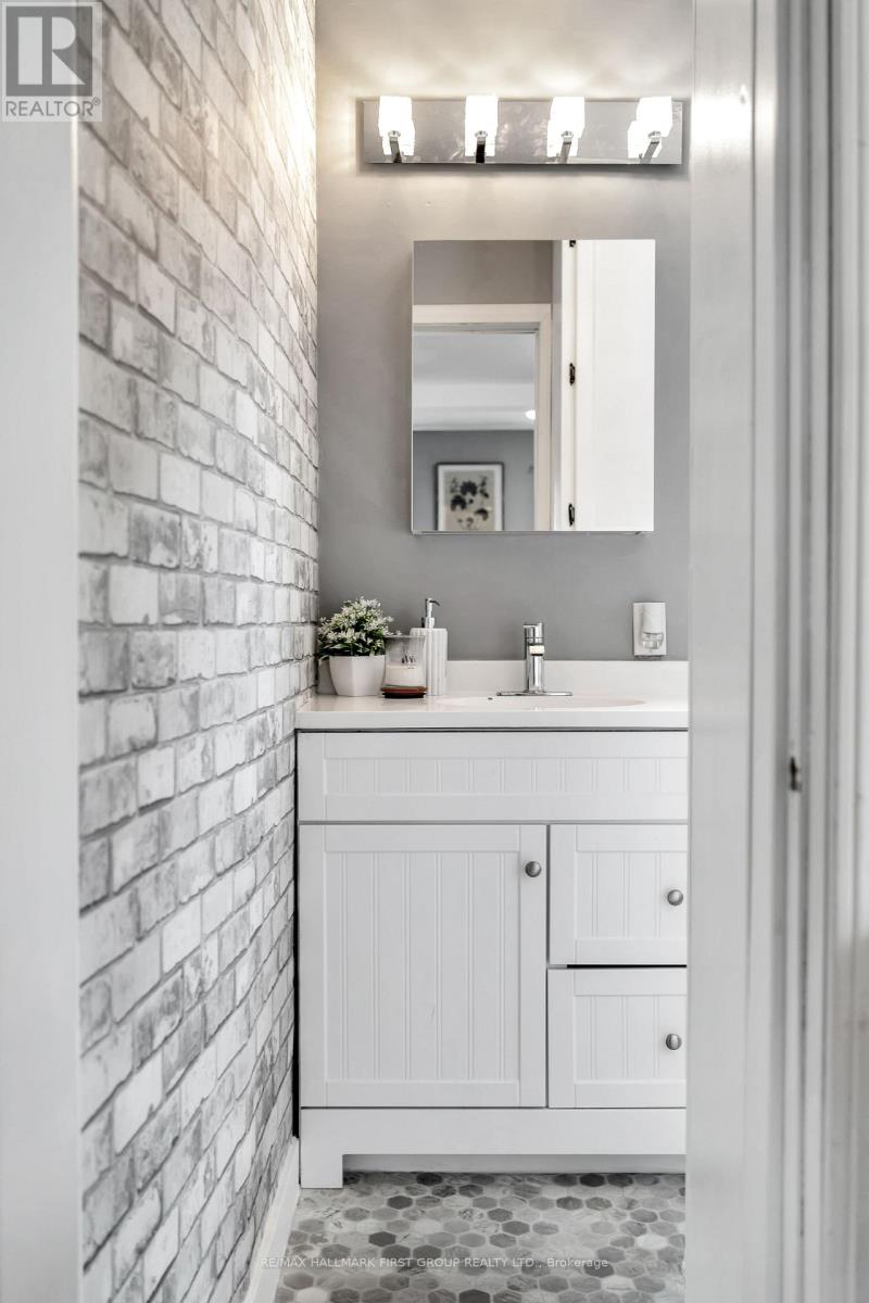 88 Water Street, Quinte West, Ontario  K8V 4M4 - Photo 24 - X12729106