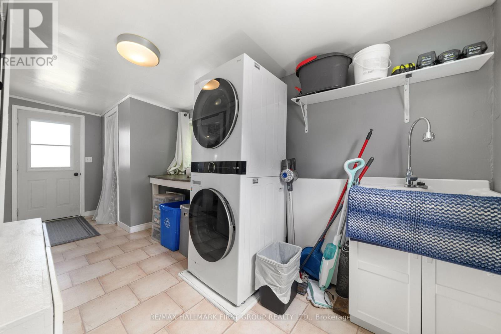 88 Water Street, Quinte West, Ontario  K8V 4M4 - Photo 7 - X12729106