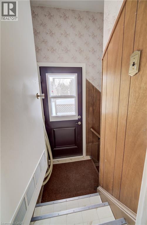 33 Elginfield Drive, Guelph, Ontario  N1E 4E5 - Photo 17 - 40800876