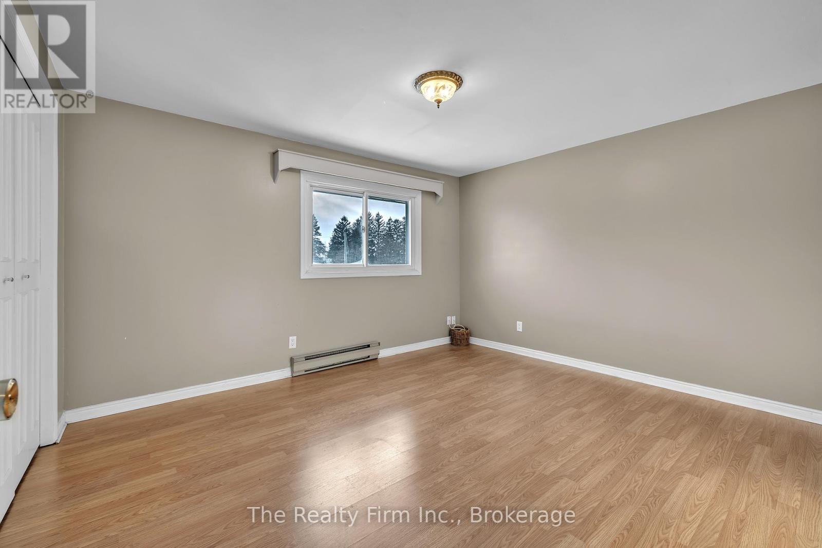 40 Marlboro Court, Woodstock, Ontario  N4S 8P4 - Photo 12 - X12729080