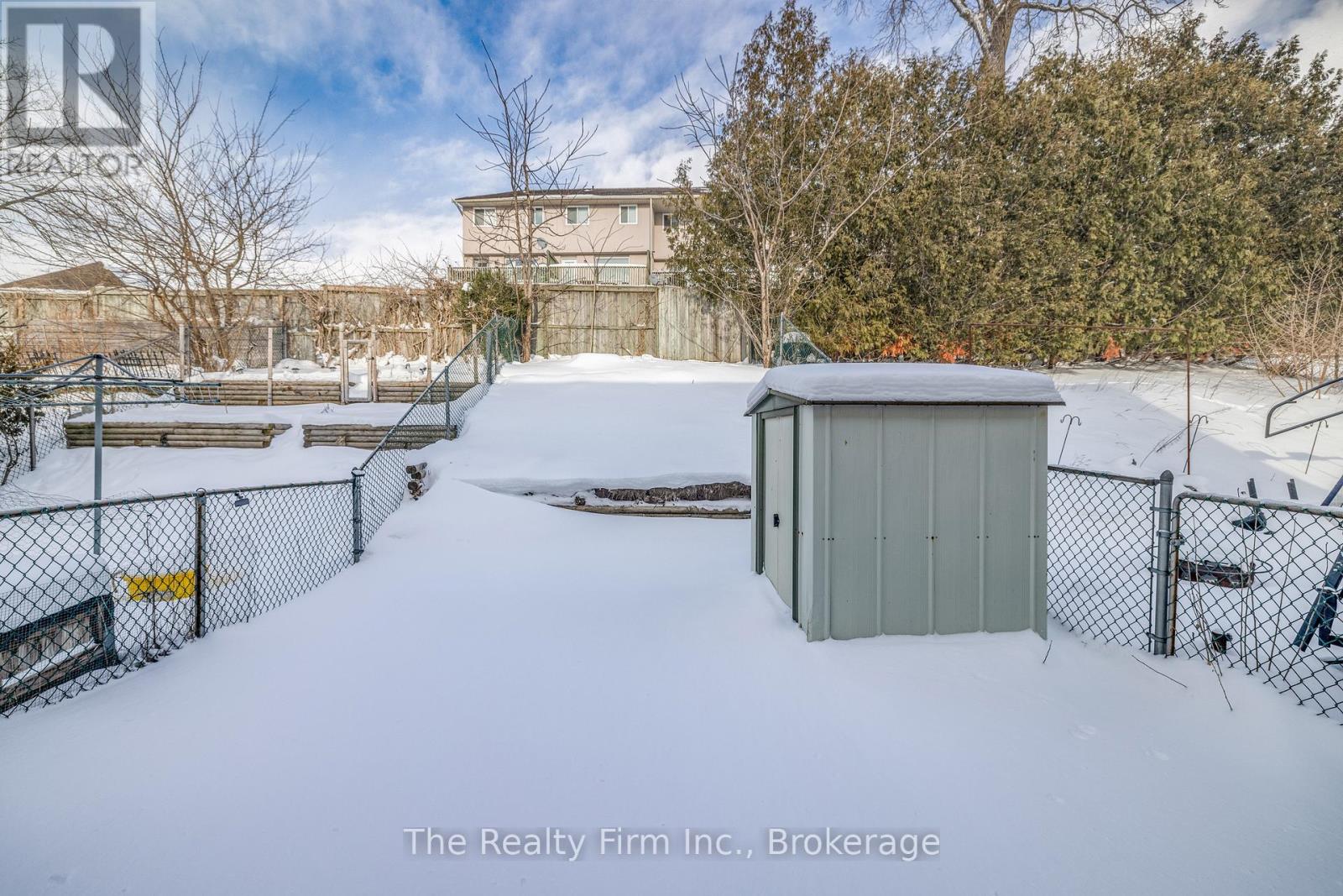 40 Marlboro Court, Woodstock, Ontario  N4S 8P4 - Photo 3 - X12729080