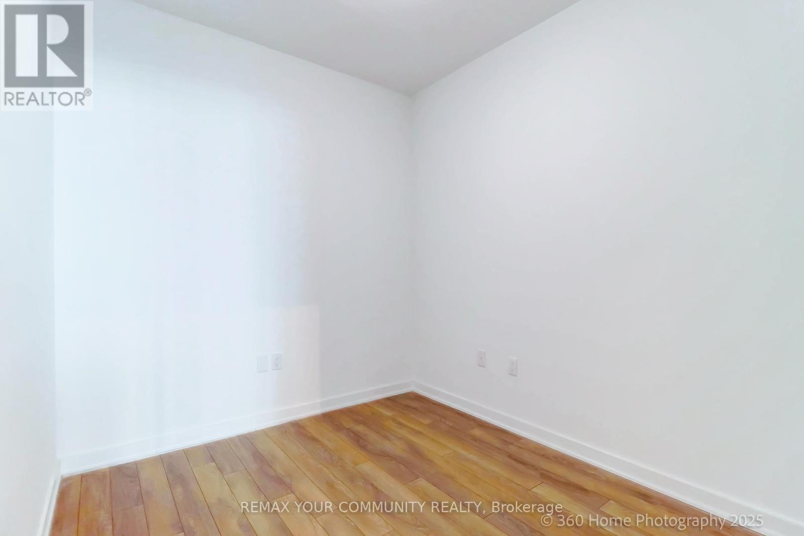 112 - 2433 Dufferin Street, Toronto, Ontario  M6E 3T3 - Photo 5 - W12718992