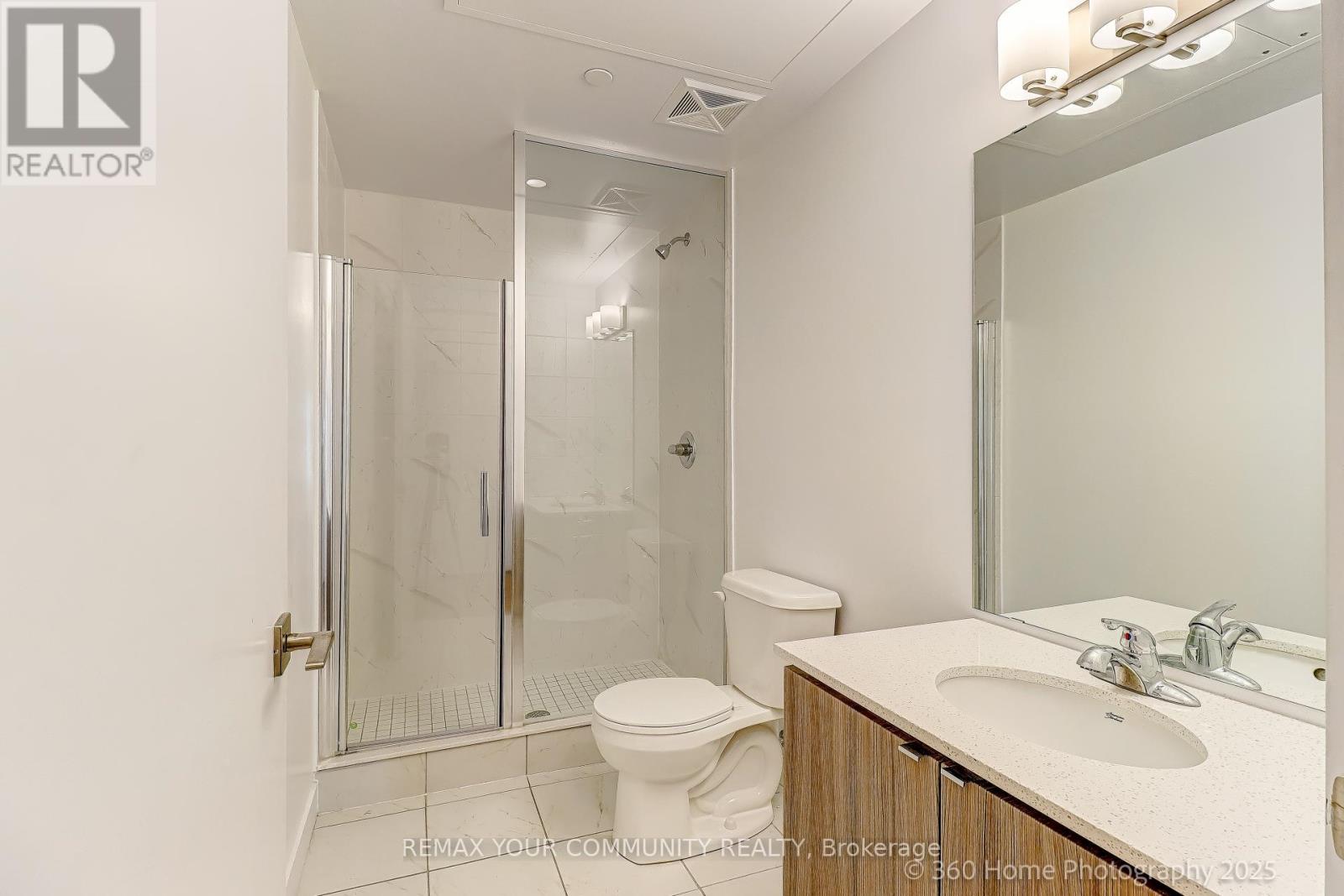 112 - 2433 Dufferin Street, Toronto, Ontario  M6E 3T3 - Photo 12 - W12718992