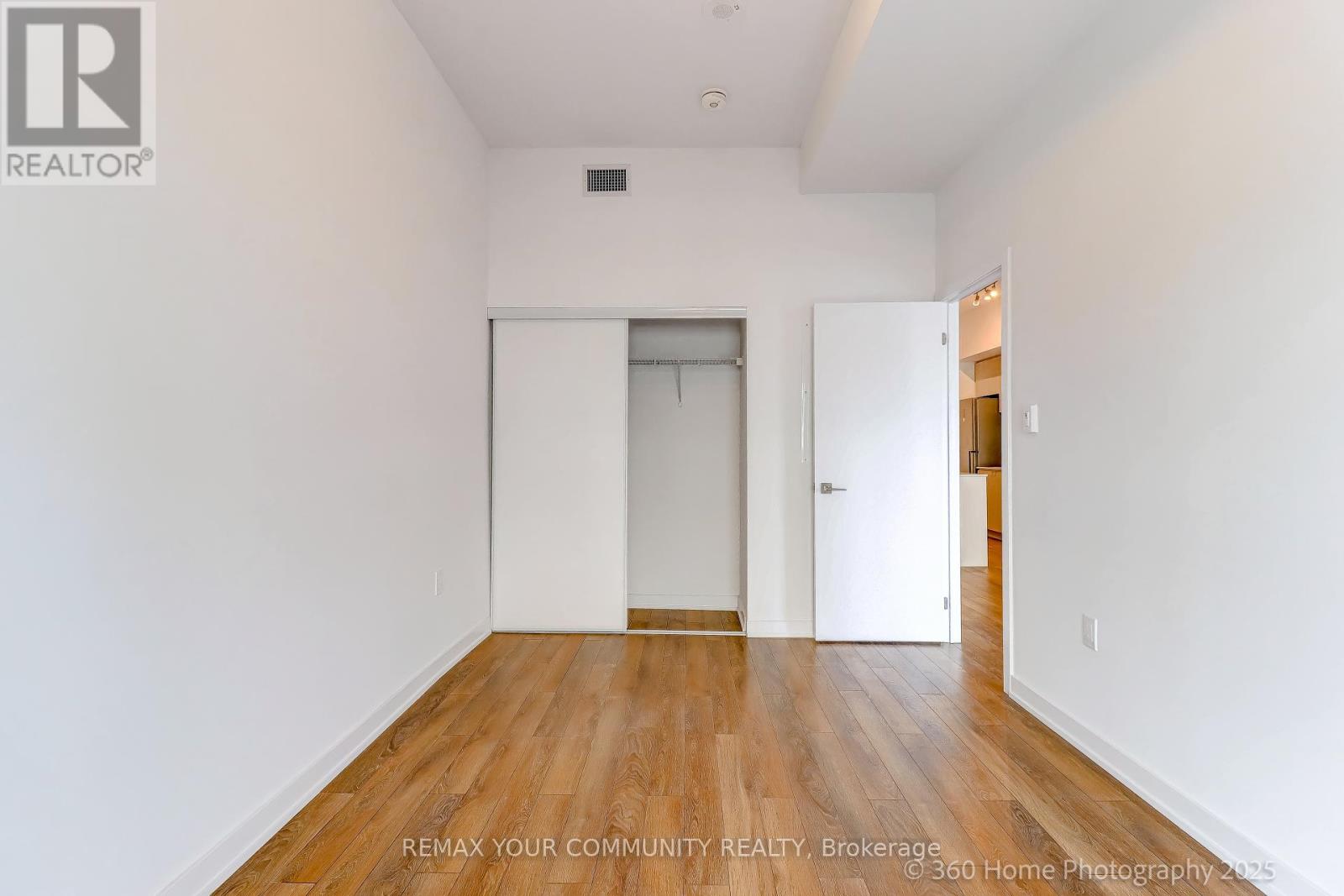 112 - 2433 Dufferin Street, Toronto, Ontario  M6E 3T3 - Photo 27 - W12718992