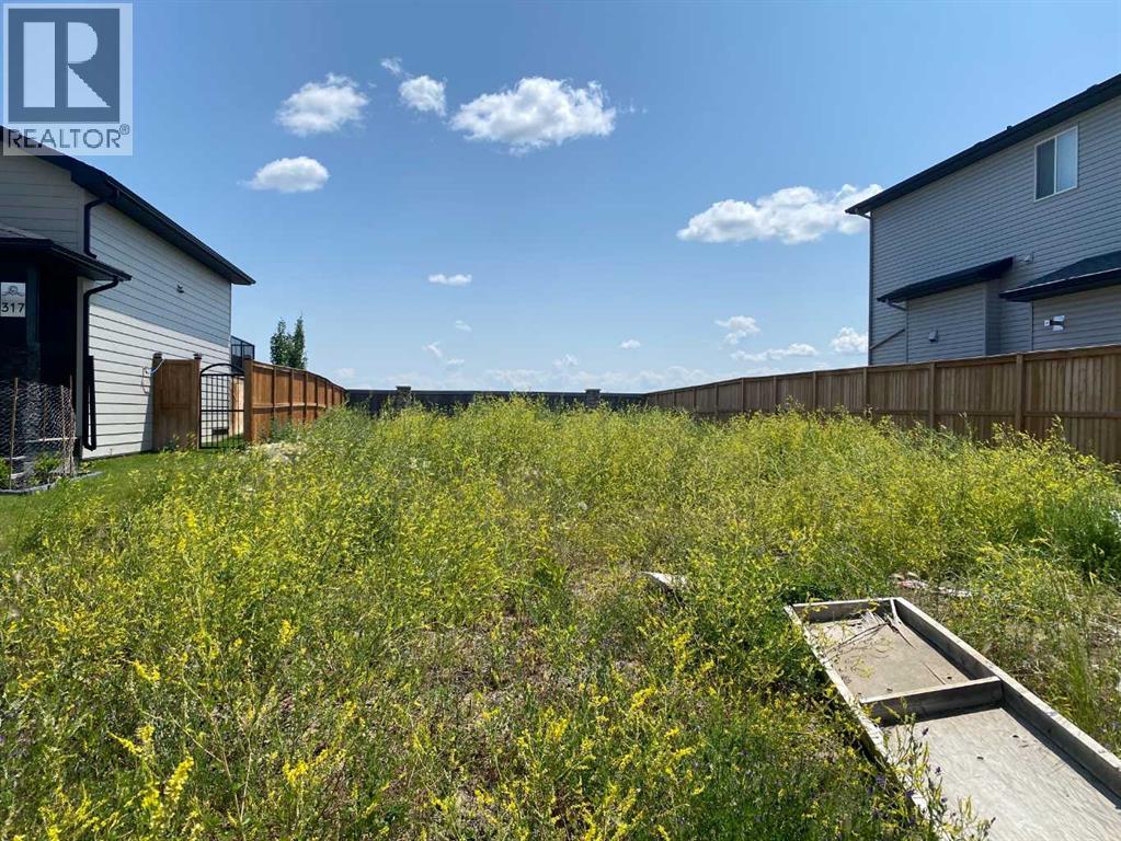 321 Rivergrove Chase W, Lethbridge, Alberta  T1K 8E8 - Photo 2 - A2233541