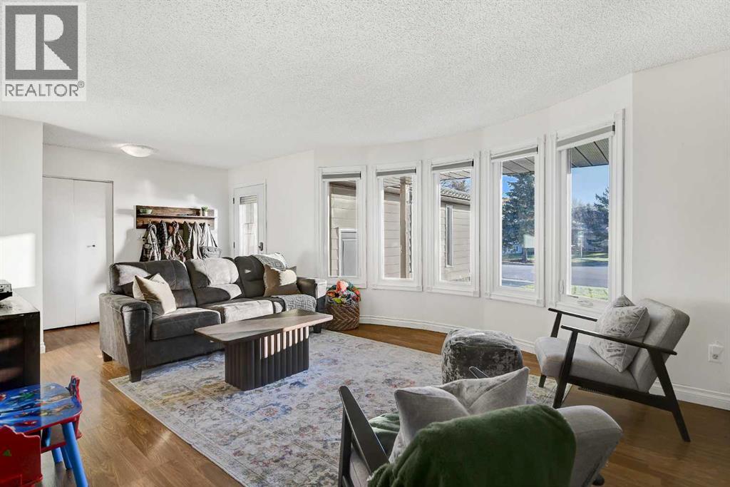 6406 94a Street, Grande Prairie, Alberta  T8W 1B9 - Photo 3 - A2267128