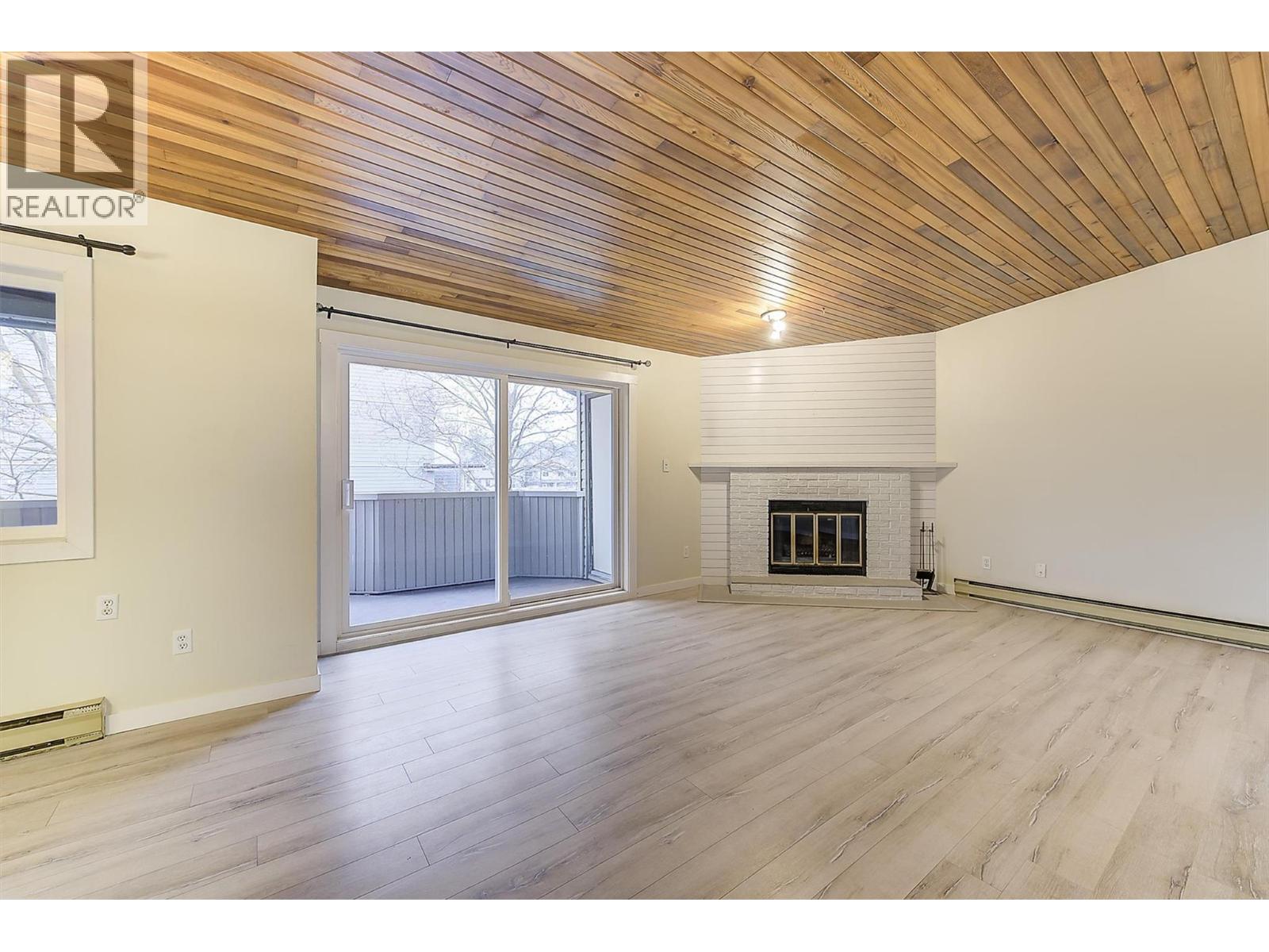 240 Mcintosh Road Unit# 209, Kelowna, British Columbia  V1X 2C4 - Photo 2 - 10373644