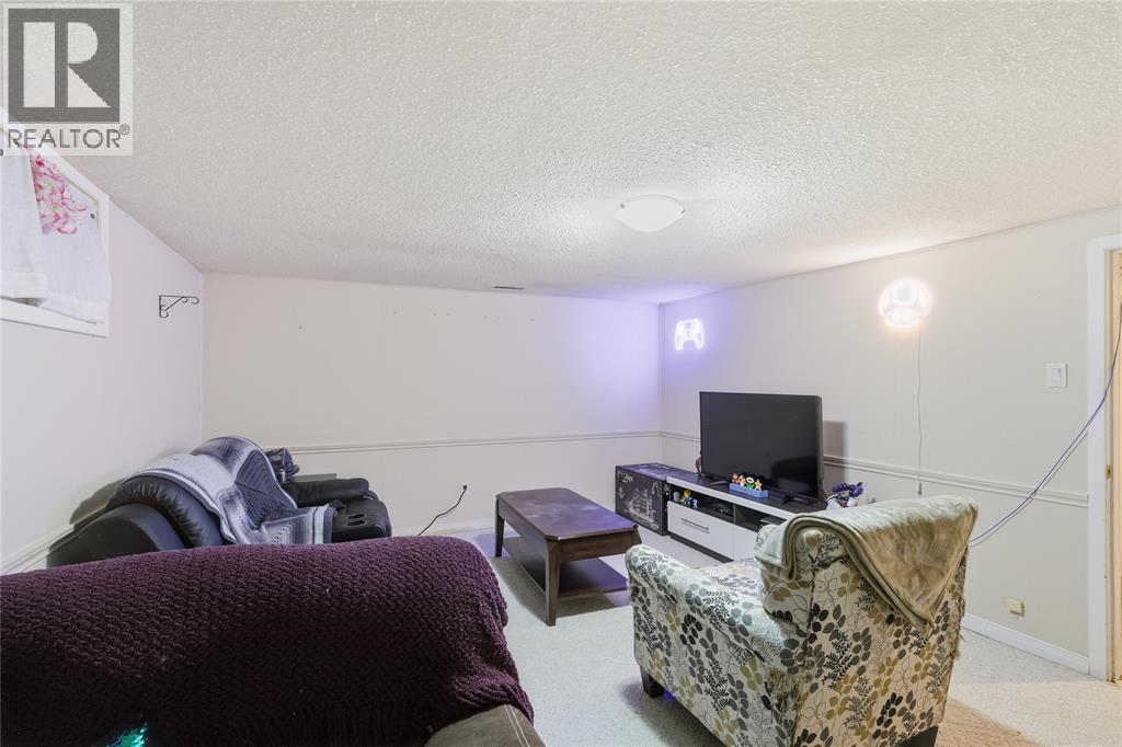 1023 Salisbury Street Unit# 8, Sarnia, Ontario  N7S 4N8 - Photo 18 - 26001902