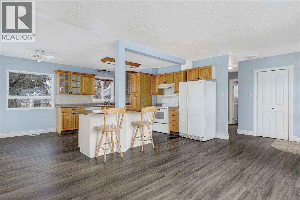 9612 107 Avenue, Grande Prairie, Alberta  T8V 1L1 - Photo 5 - A2281239