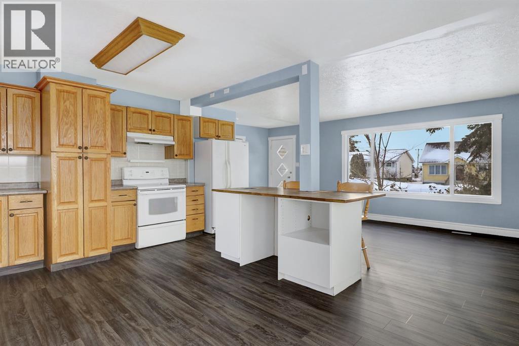 9612 107 Avenue, Grande Prairie, Alberta  T8V 1L1 - Photo 4 - A2281239