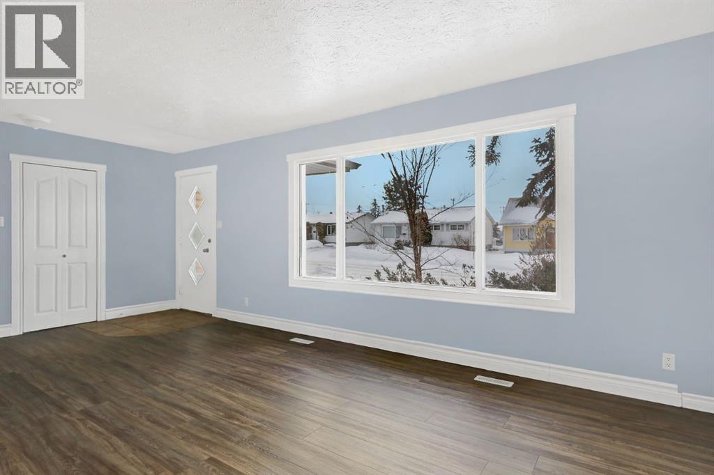 9612 107 Avenue, Grande Prairie, Alberta  T8V 1L1 - Photo 2 - A2281239