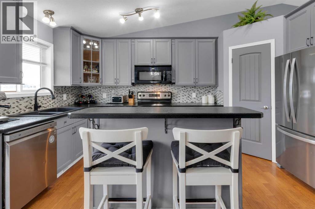 230 Aspen Creek Crescent, Strathmore, Alberta  T1P 1X8 - Photo 7 - A2280444