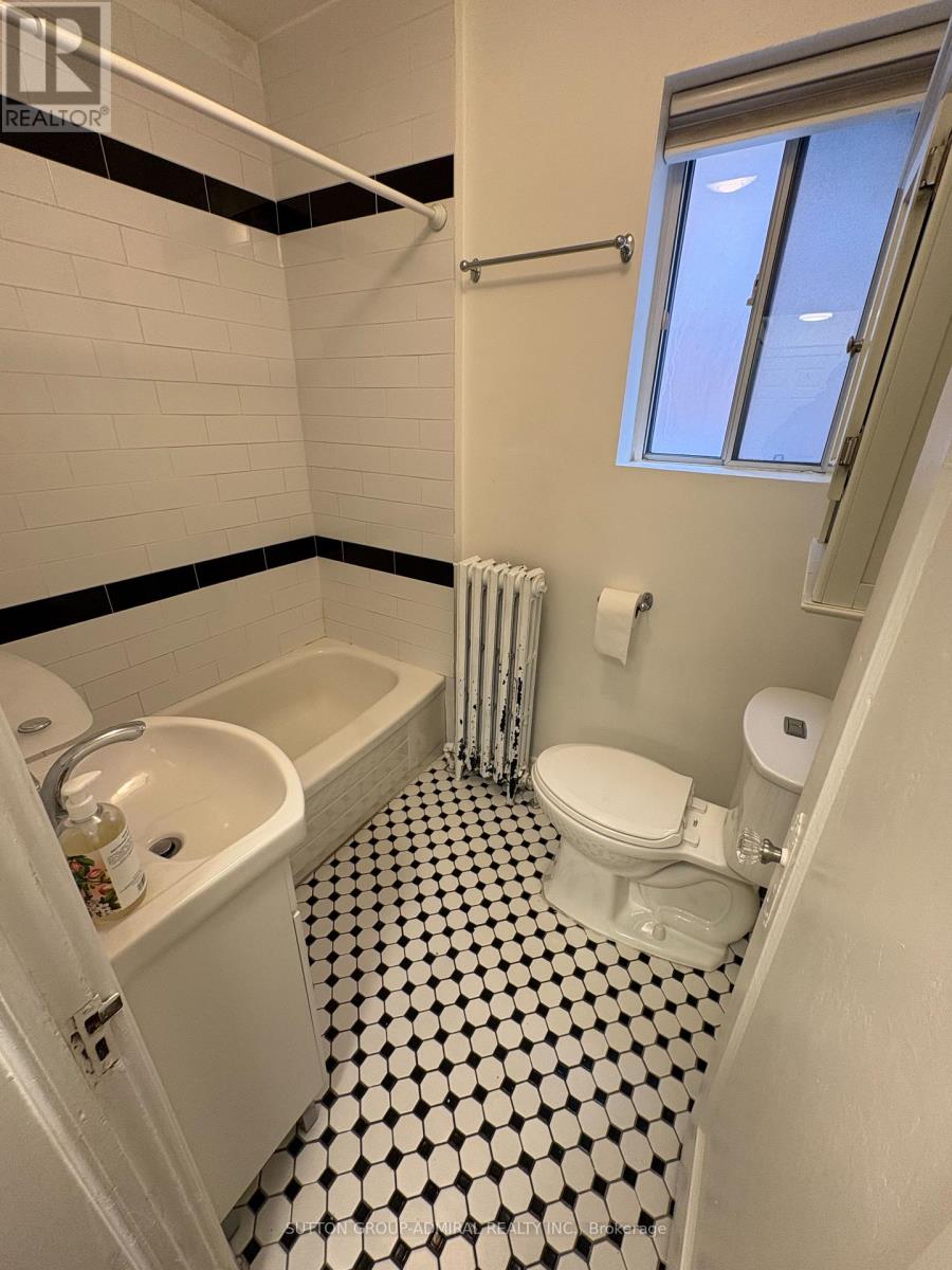 11 - 1648 Bathurst Street, Toronto, Ontario  M5P 3J7 - Photo 10 - C12728928