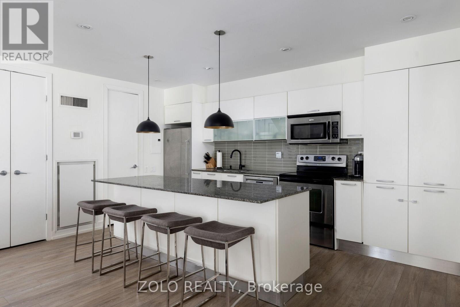 Th10 - 10 Morrison Street, Toronto, Ontario  M5V 2T8 - Photo 7 - C12729060