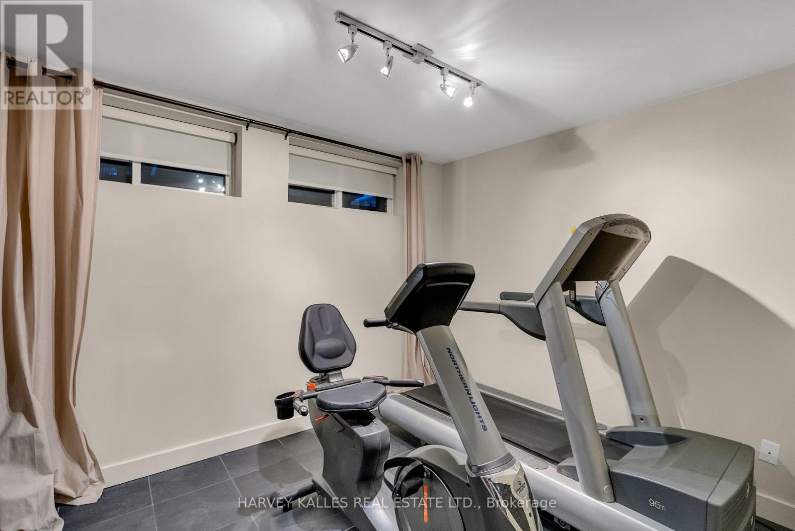 72 Teddington Park Avenue, Toronto, Ontario  M4N 2C6 - Photo 38 - C12729066