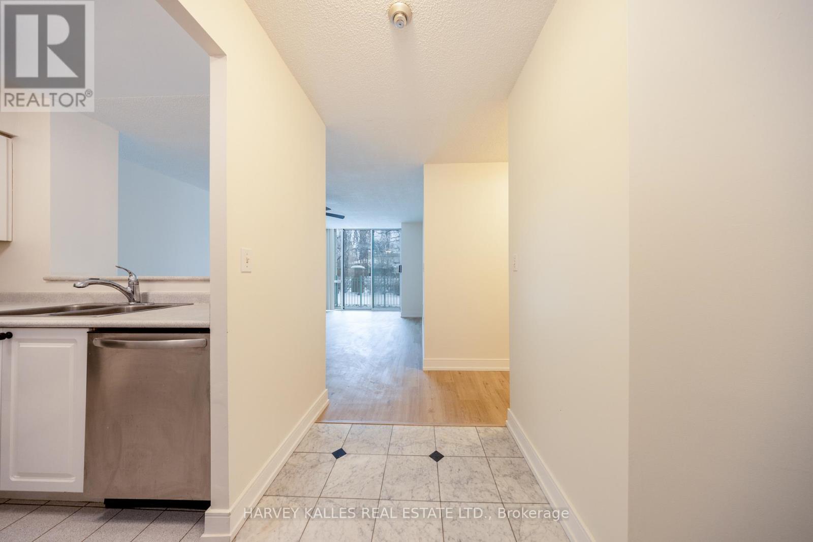107 - 28 Pemberton Avenue, Toronto, Ontario  M2M 4L1 - Photo 3 - C12729120