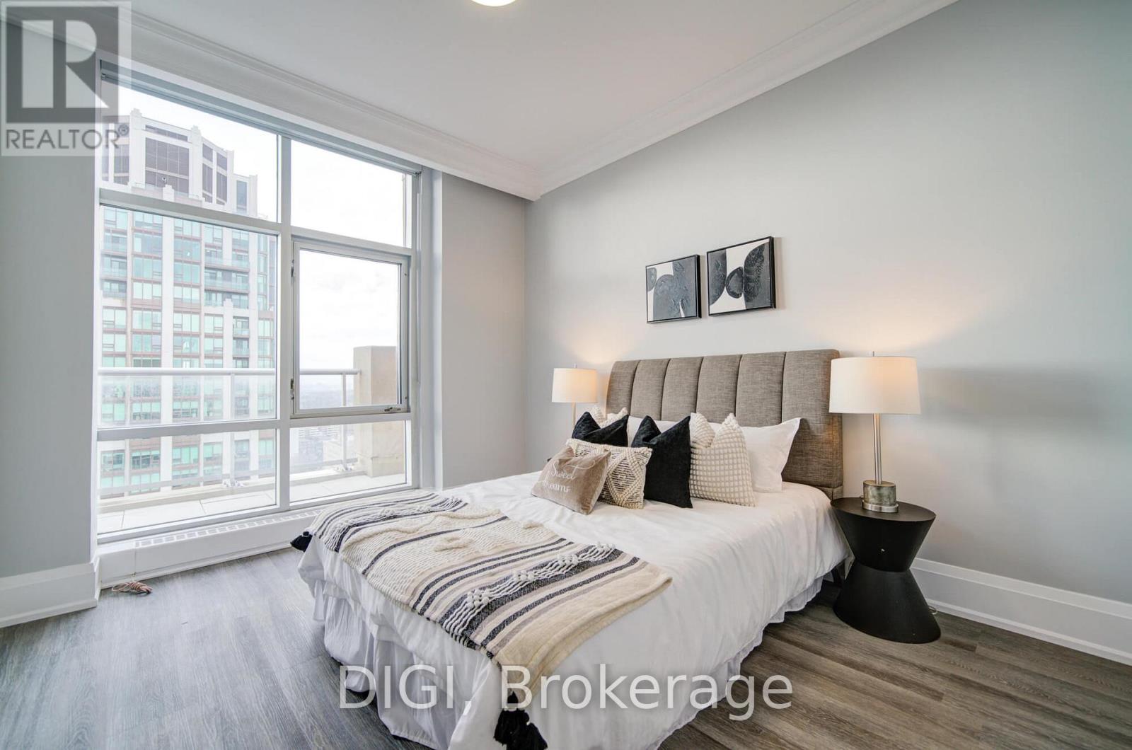 Ph24 - 400 Walmer Road, Toronto, Ontario  M5P 2X7 - Photo 14 - C12729122