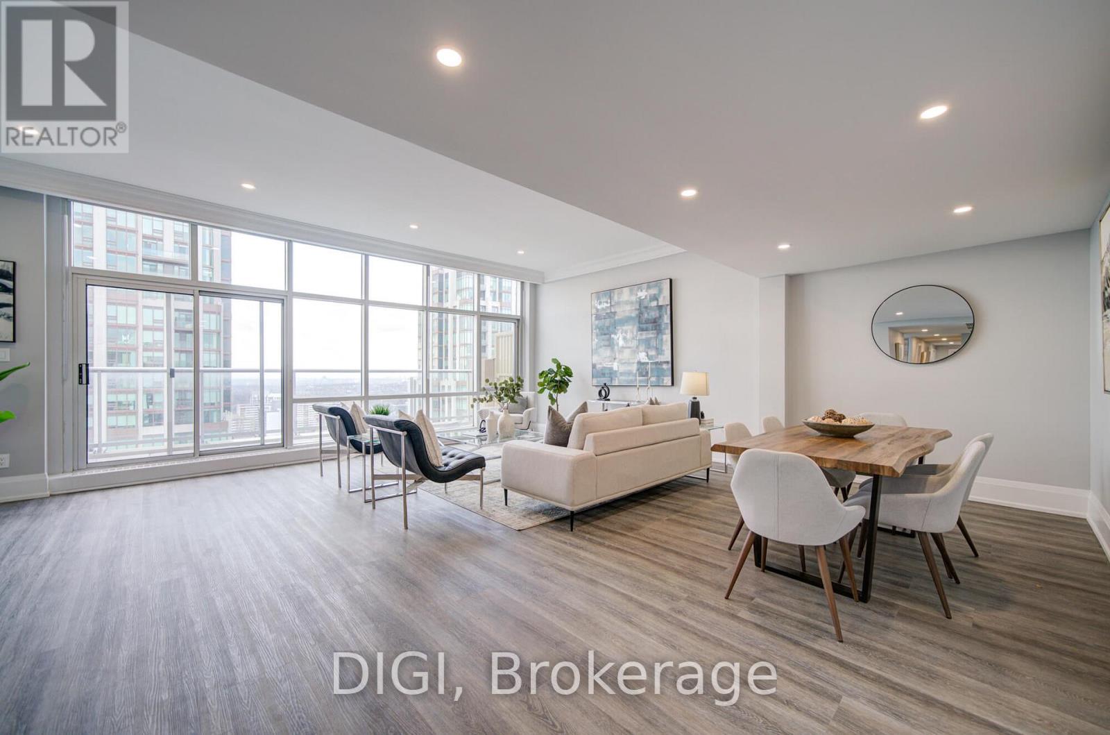 Ph24 - 400 Walmer Road, Toronto, Ontario  M5P 2X7 - Photo 2 - C12729122