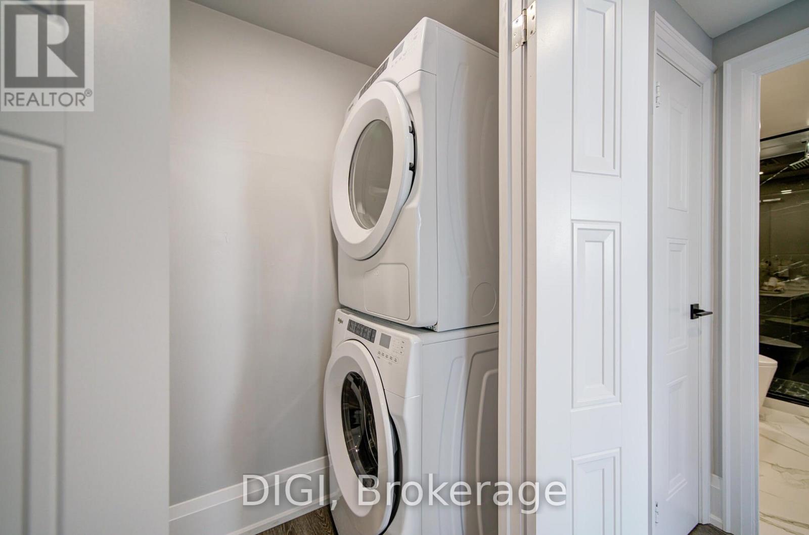 Ph24 - 400 Walmer Road, Toronto, Ontario  M5P 2X7 - Photo 20 - C12729122